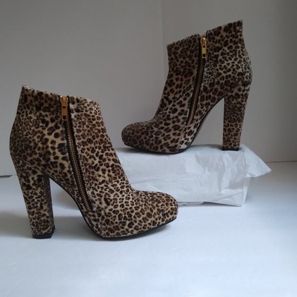Leopard 5" Block Heel  Almond Toe Velvet/Faux Suede Ankle Boots  As New Sz 9.5 - Picture 6 of 11